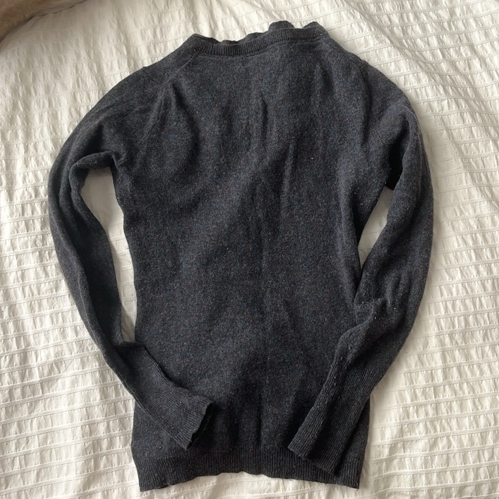 Banana Republic Sweater Made From Beautiful Italian Yarn, Xs View 3